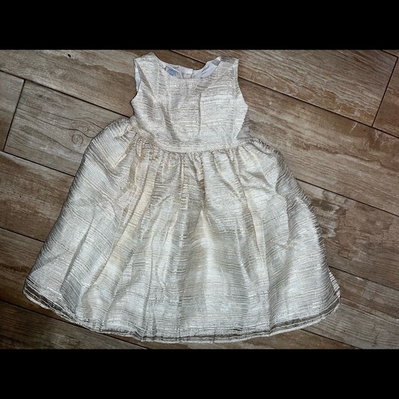 GIRLS DRESSY DRESS SIZE 4 - Picture 2 of 7